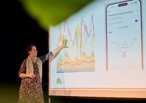 Interessante Impulse zum Thema „Digitale Nachhaltigkeit in Zeiten von KI“ gab Anita Schüttler, Head of Sustainability bei neuland und Co-Vorsitzende des Bundesverbands Green Software.