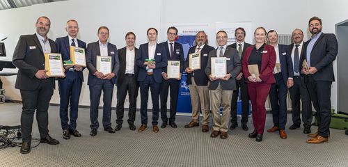 Winners and initiators of the ZeroEmission@Berth innovation competition