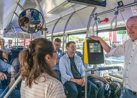 Fahrt im Wasserstoff-Bus