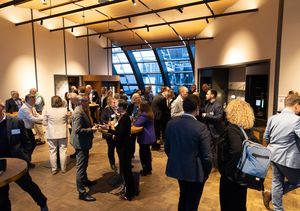 Networking bei der 6. Cross-Cluster-Konferenz Elektrifizierung in Hamburg