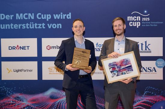Marvin Barthmann und Jan Mentjes (Marivation), Gewinner des MCN Cup 2025 in der Kategorie Produkt