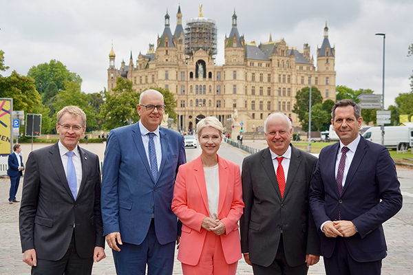Norddeutsche Regierungschef:innen - © Staatskanzlei MV