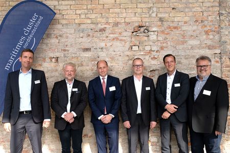 The new MCN Board of Directors (from left): Prof. Bastian Gruschka (Bremen University), Jens Tathoff (biike GmbH), Torben Taeger (Alfa Laval Mid Europe GmbH), Martin Pieper (Martin Pieper Management Consulting), Frank Nicolai (Moore BRL GmbH), Holger Ritter (DRYNET GmbH). Not on the picture: Johannes Hartwig (Ministry of Economics, Transport, Labour, Technology and Tourism Schleswig-Holstein)