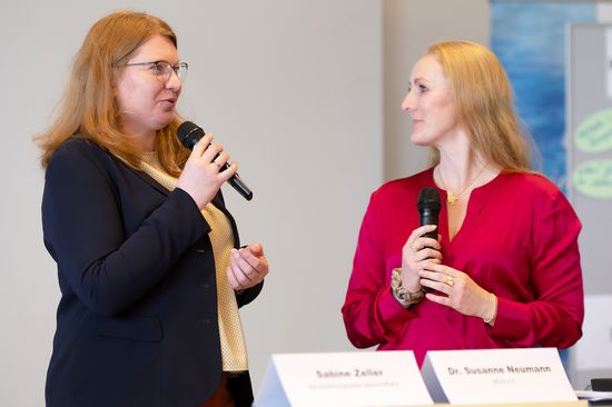 Sabine Zeller und Dr. Susanne Neumann – © MCN / Wolfgang Heumer