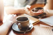 Business Frühstück – © Comeback Images / iStock