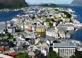 Alesund – Bildrechte: 3282700 / Pixabay